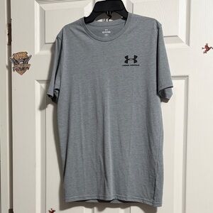 Never Worn Under Armour Men's Heather Gray Short Sleeve Tee, Size XS